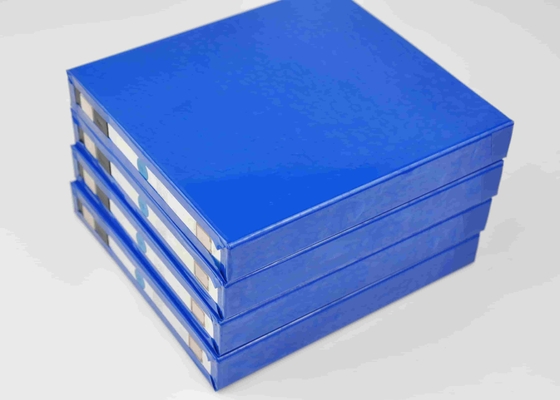 Phosphate de fer de lithium des cellules EIKTO 19mmx124mmx133mm de batterie au lithium 3.2V28AH