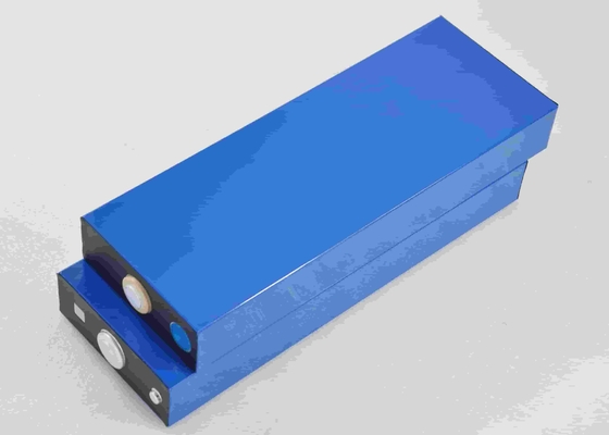 aluminium carré Shell des cellules LFP 52.8mmx145.5mmx405mm de batterie au lithium 3.2V270Ah