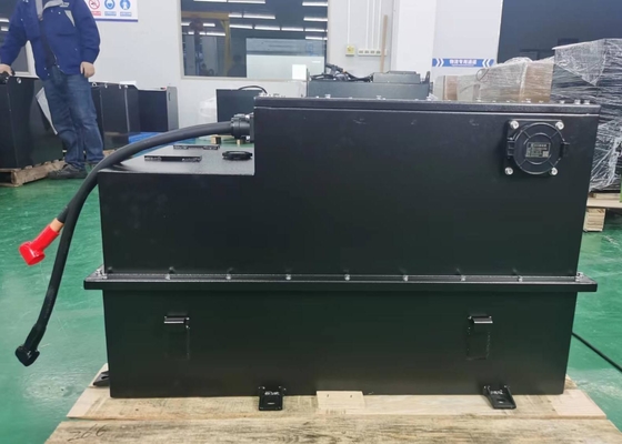 batterie au lithium de la batterie 26.88KWh IP67 de tracteur du lithium 76.8V350Ah